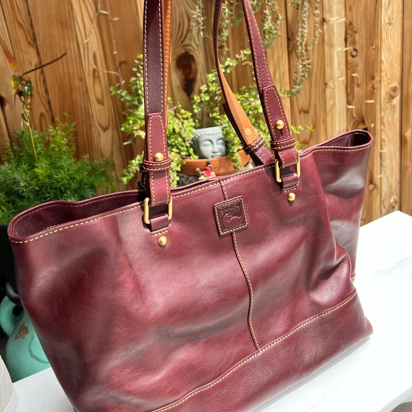 New Purse - Picture 2 of 6